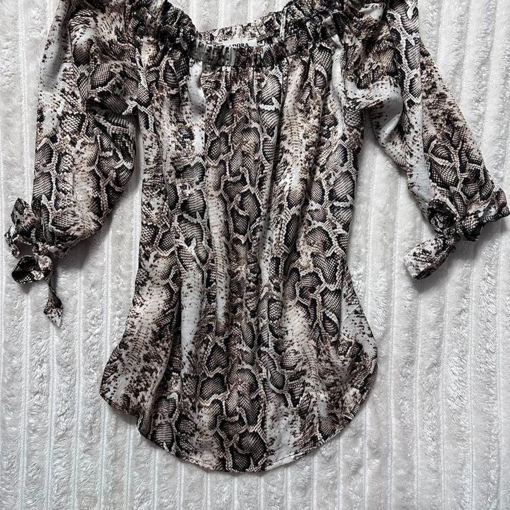 Unbranded Women's Blouse